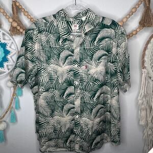 Levi's Tropical Palm Standard Fit Button Down